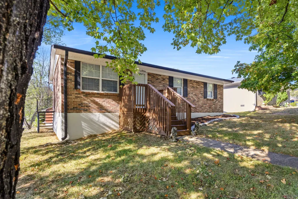 1316 Jannelle Court Lexington KY 40517