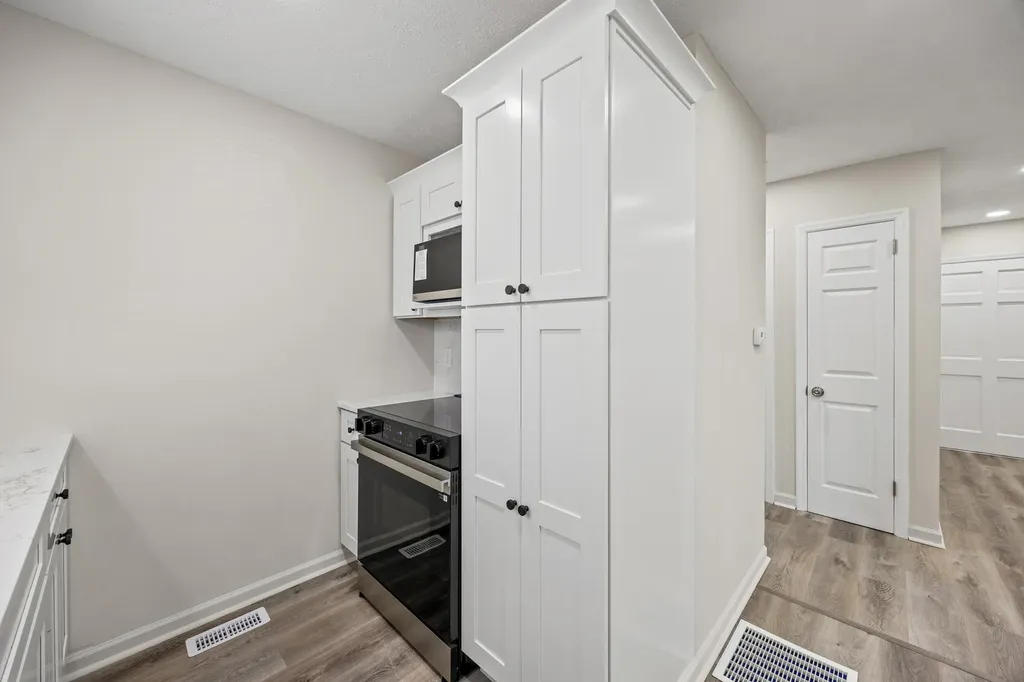 1316 Jannelle Court Lexington KY 40517