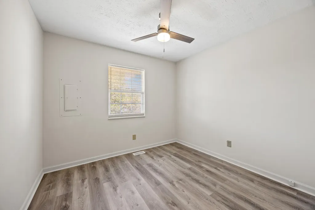 1316 Jannelle Court Lexington KY 40517