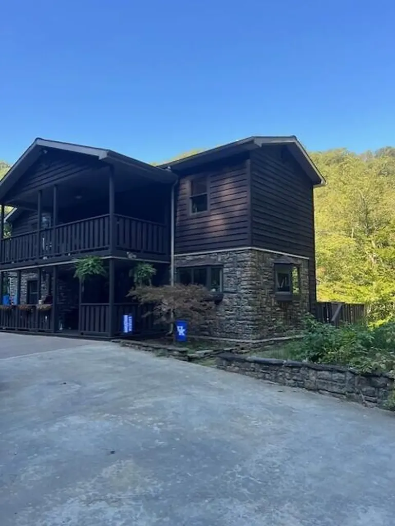 1085 Spring Branch Road Jeremiah KY 41826
