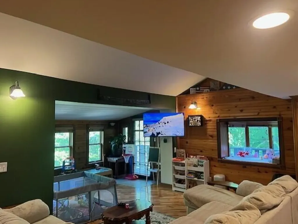 1085 Spring Branch Road Jeremiah KY 41826