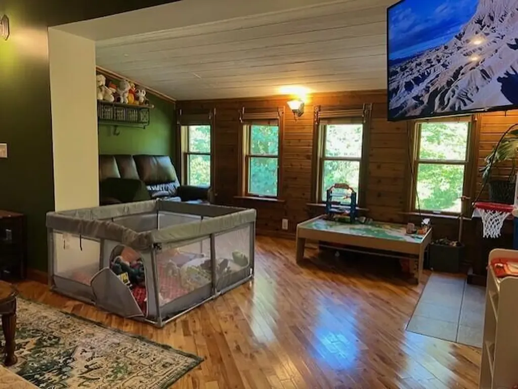 1085 Spring Branch Road Jeremiah KY 41826
