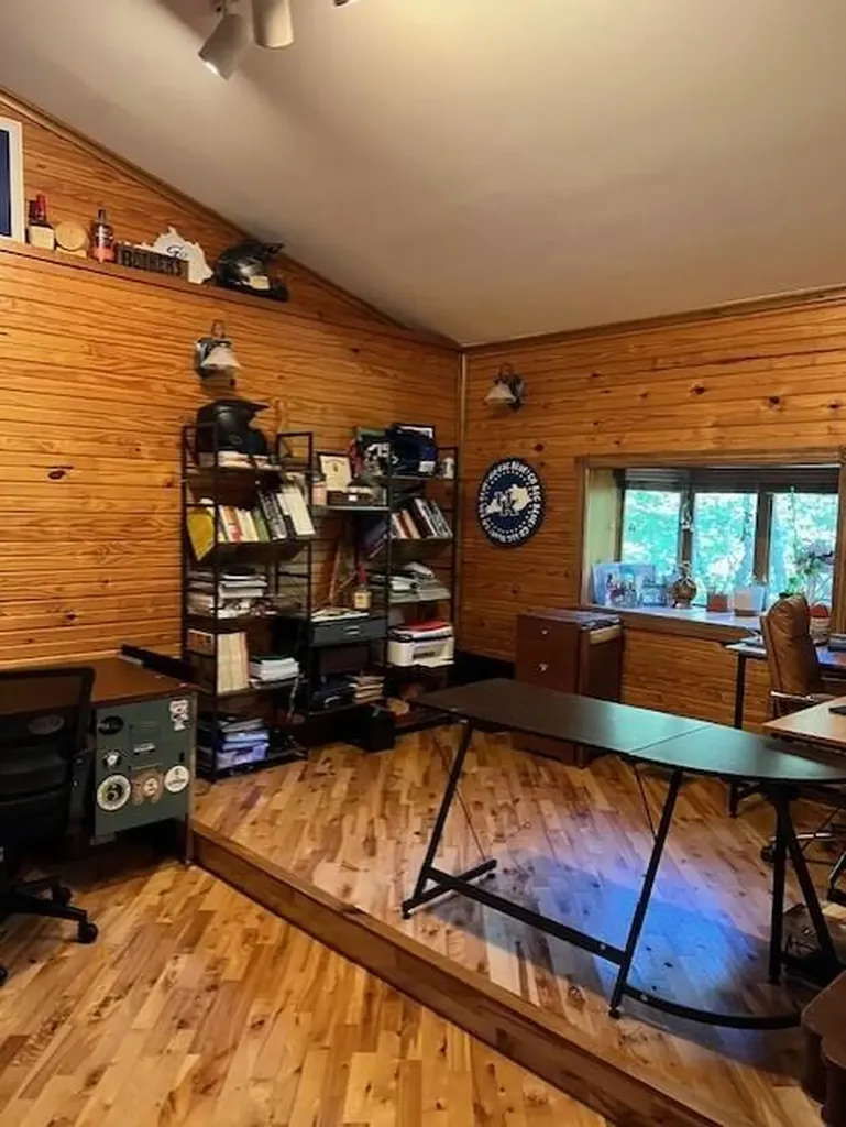 1085 Spring Branch Road Jeremiah KY 41826