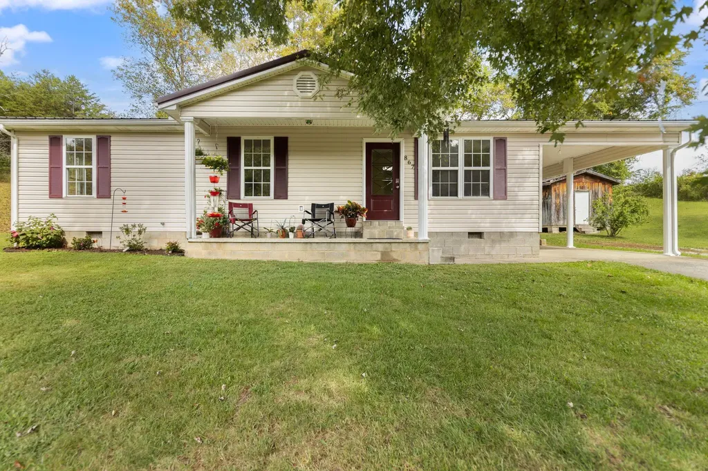 867 Chadwell Road Booneville KY 41314