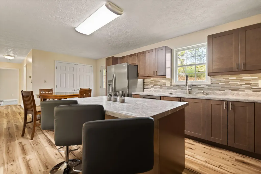 867 Chadwell Road Booneville KY 41314