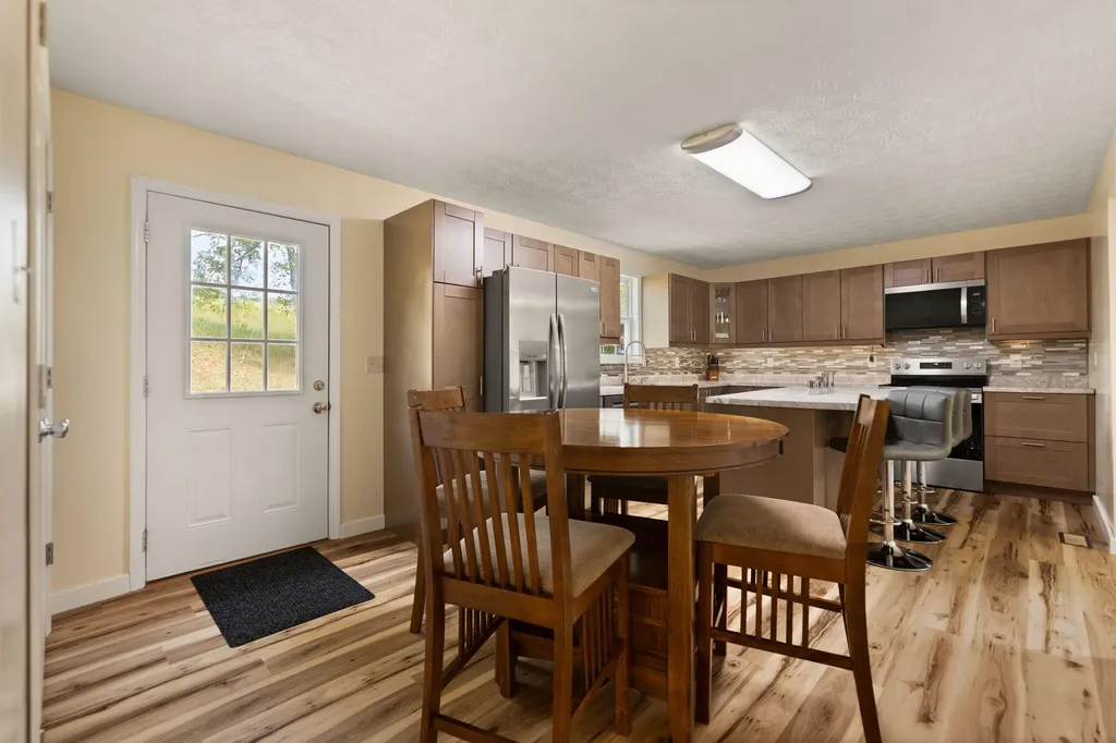 867 Chadwell Road Booneville KY 41314