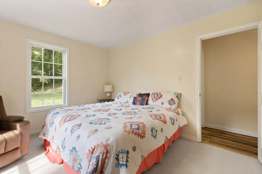 867 Chadwell Road Booneville KY 41314