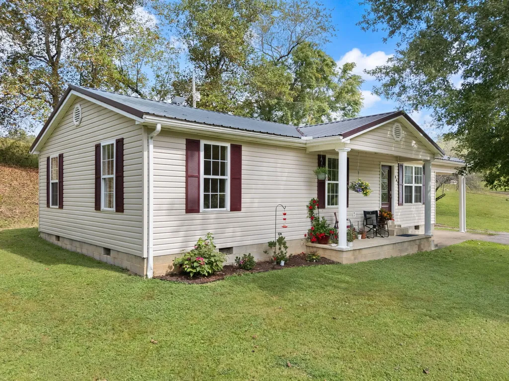 867 Chadwell Road Booneville KY 41314