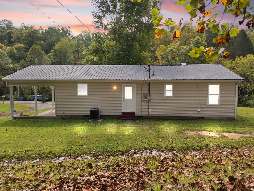 867 Chadwell Road Booneville KY 41314