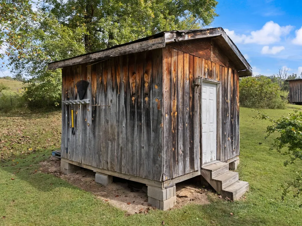 867 Chadwell Road Booneville KY 41314