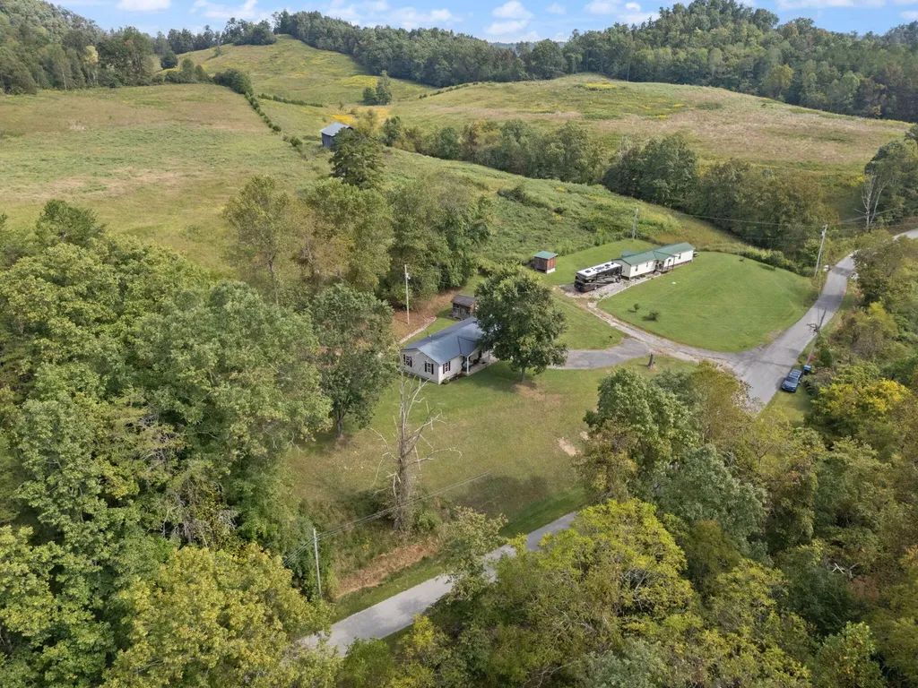 867 Chadwell Road Booneville KY 41314