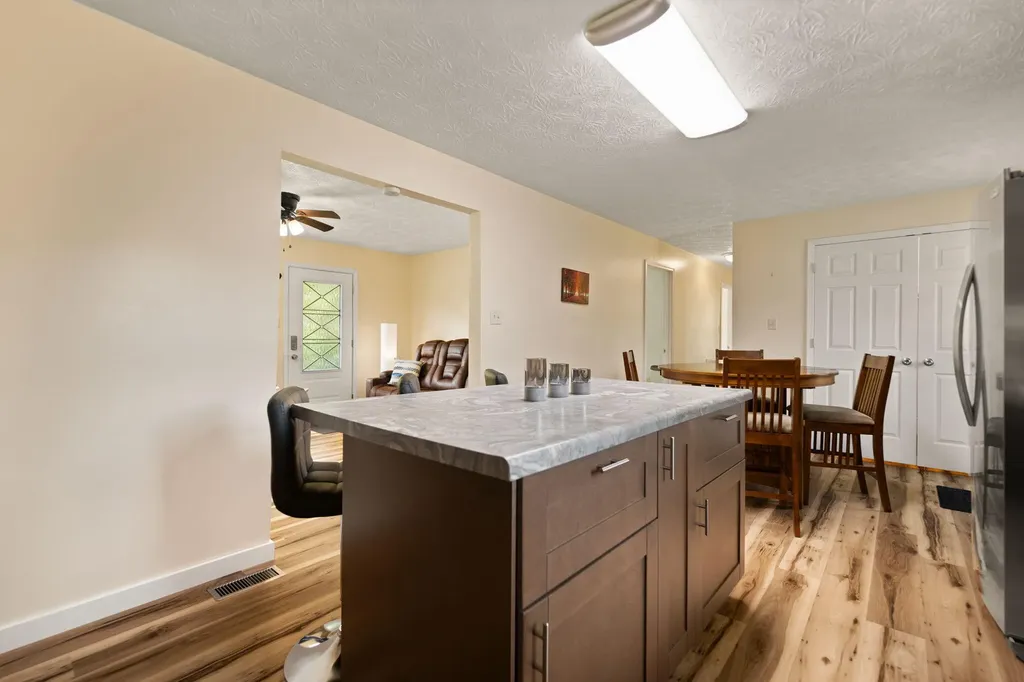 867 Chadwell Road Booneville KY 41314