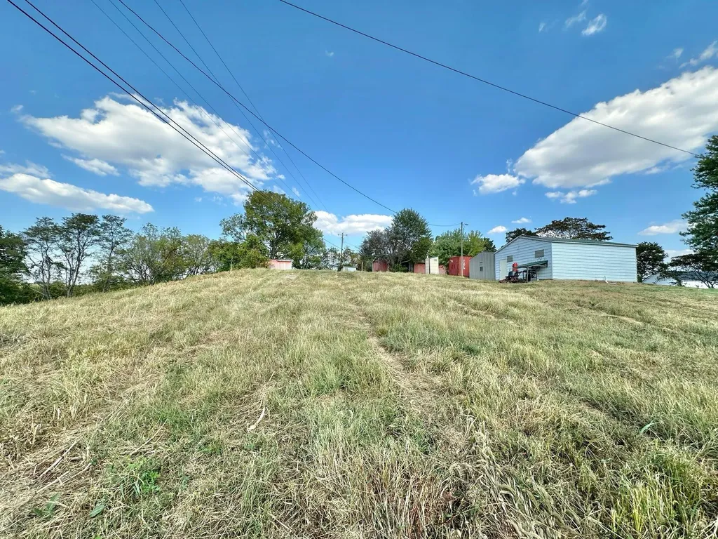 2524 Us 68 Ewing KY 41039