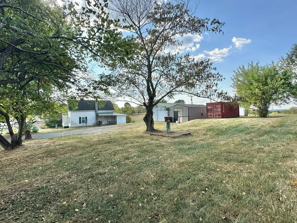 2524 Us 68 Ewing KY 41039