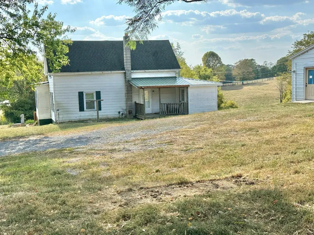 2524 Us 68 Ewing KY 41039