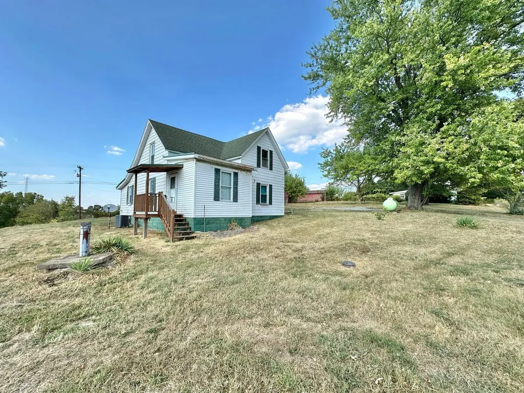 2524 Us 68 Ewing KY 41039