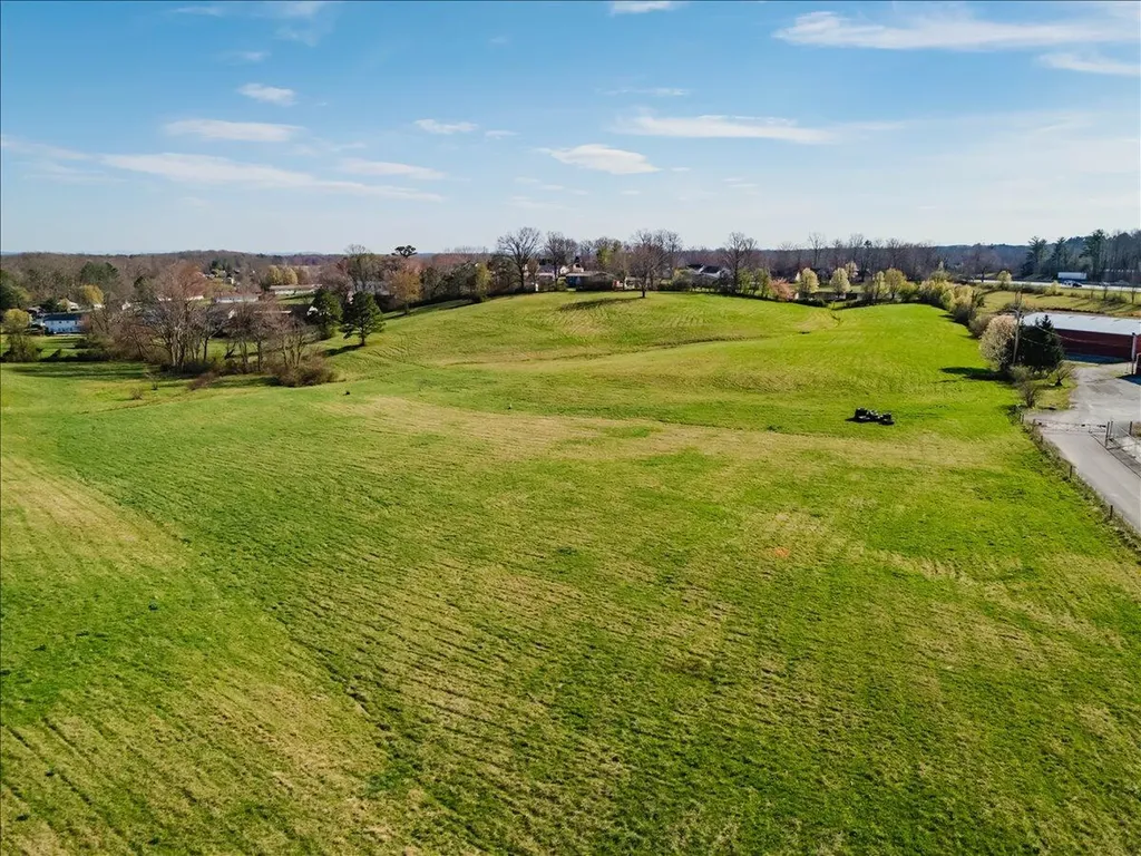 339 Old Whitley Road London KY 40744
