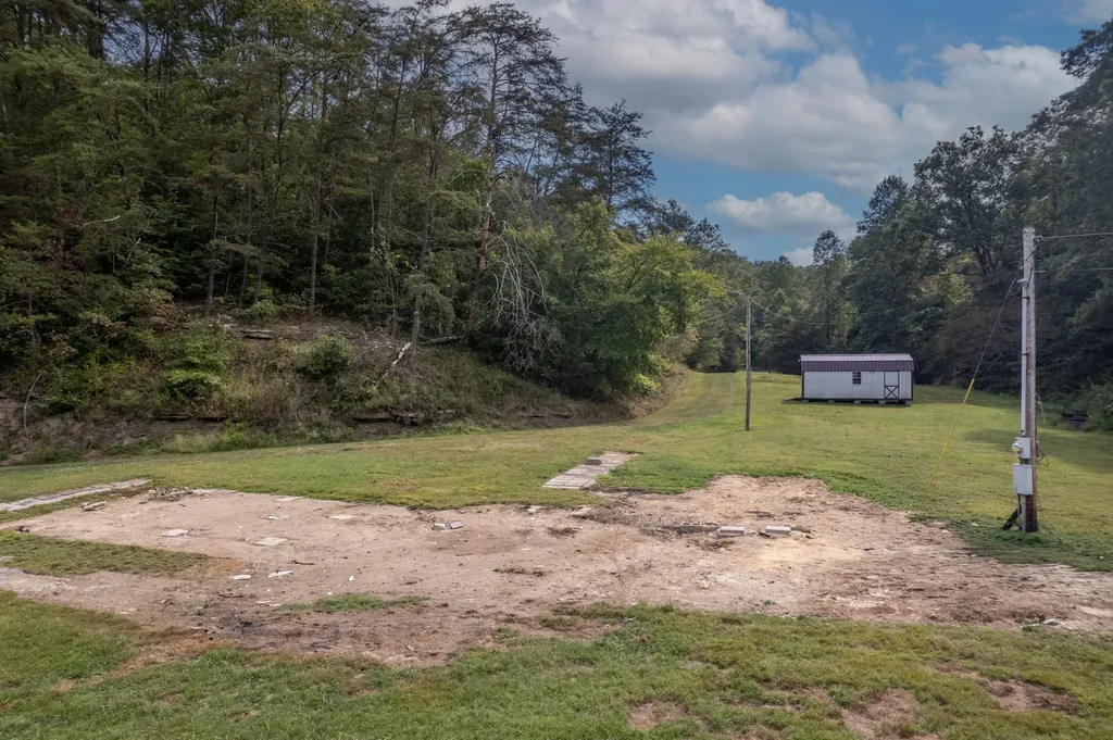 1065 Brushy Fork Road West Liberty KY 41472