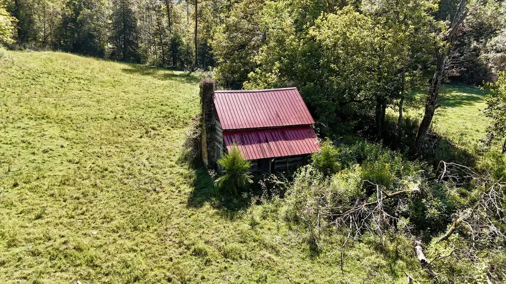 1475 Wolf Creek Road Nancy KY 42544