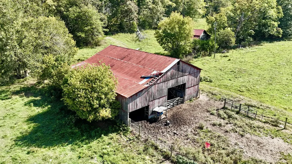 1475 Wolf Creek Road Nancy KY 42544
