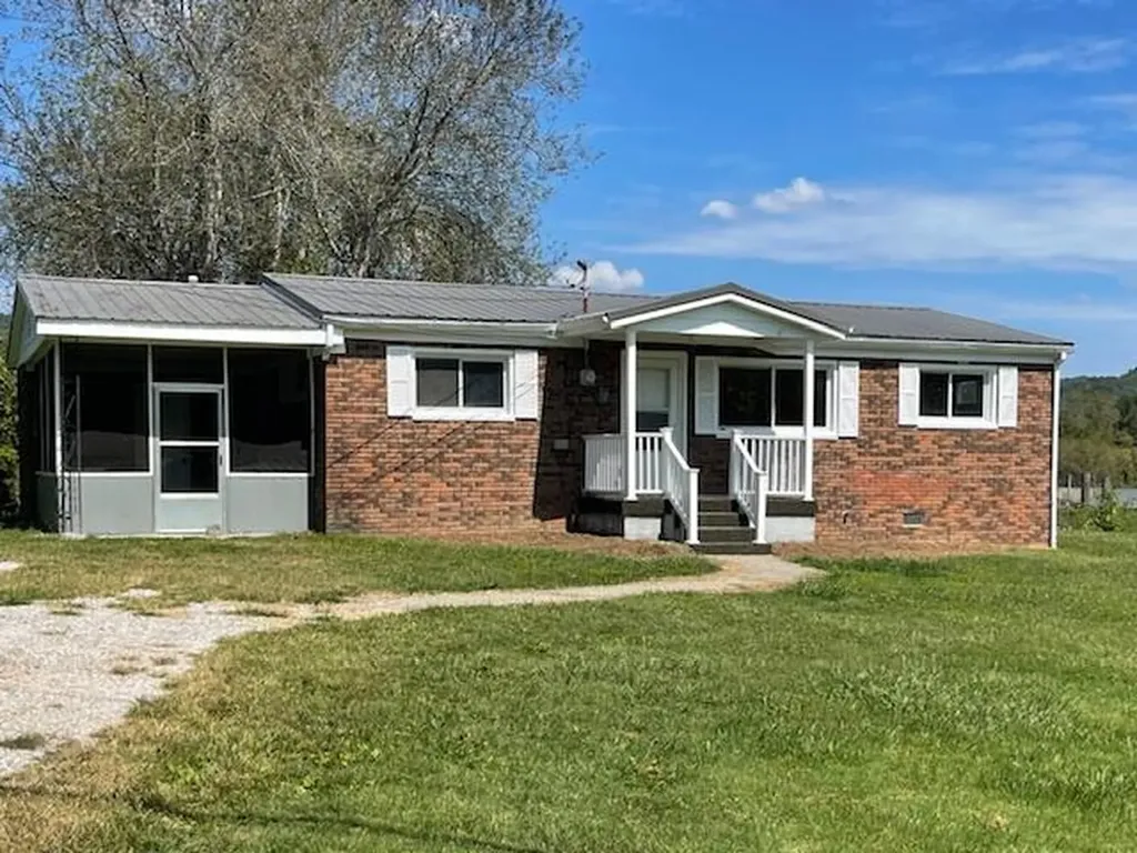 411 Ky-3085 Flat Lick KY 40935