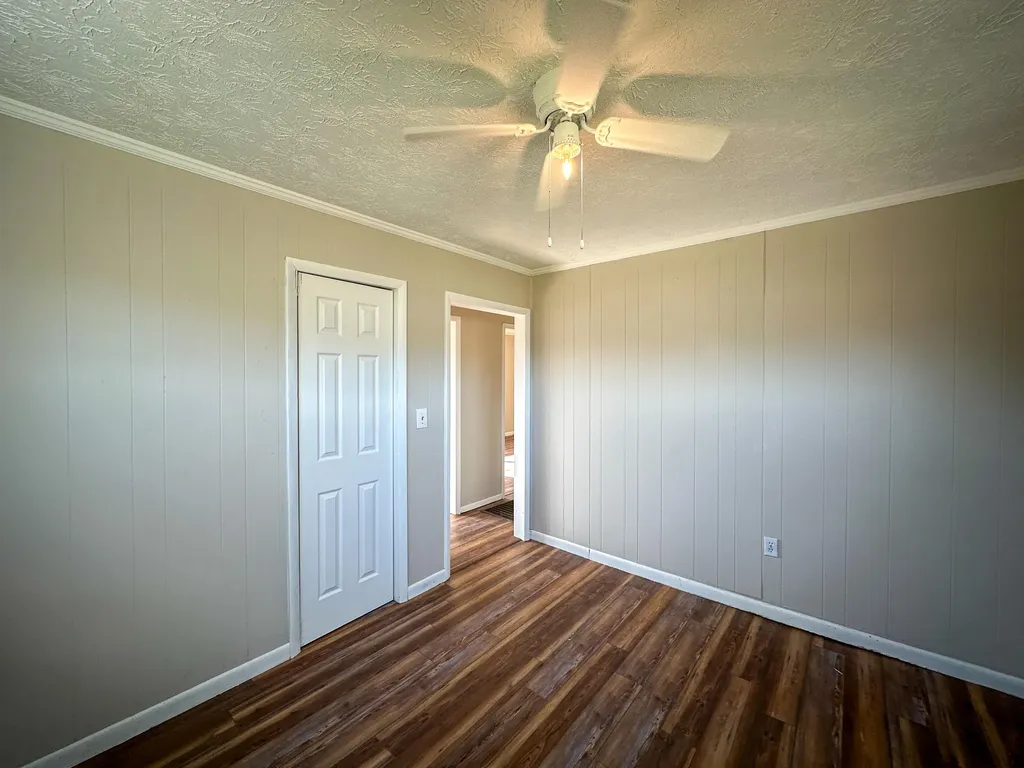 411 Ky-3085 Flat Lick KY 40935