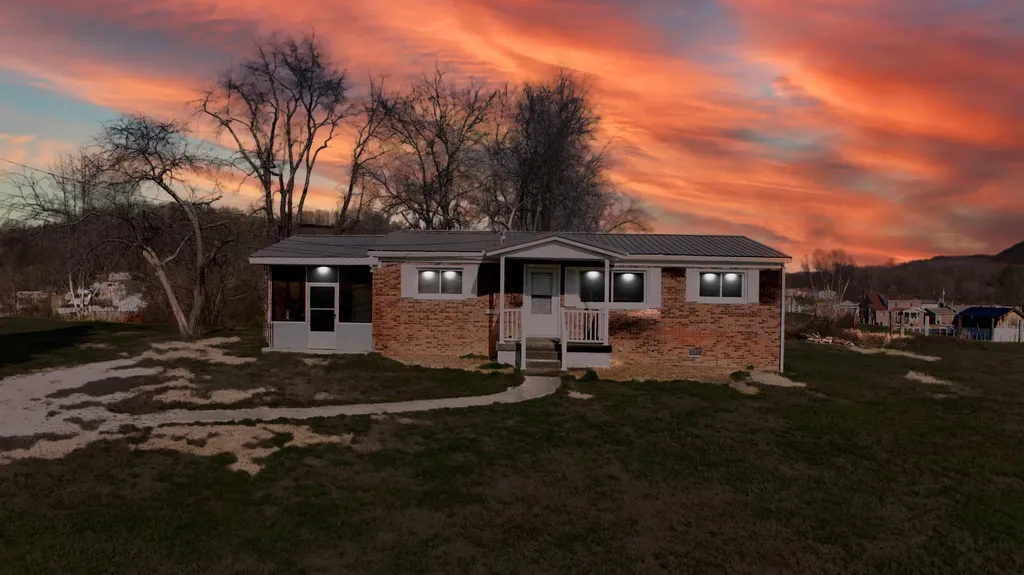 411 Ky-3085 Flat Lick KY 40935