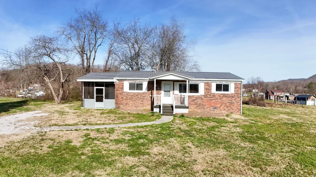 411 Ky-3085 Flat Lick KY 40935