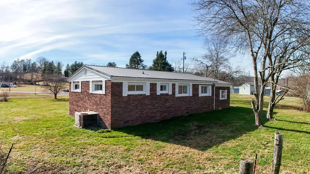 411 Ky-3085 Flat Lick KY 40935