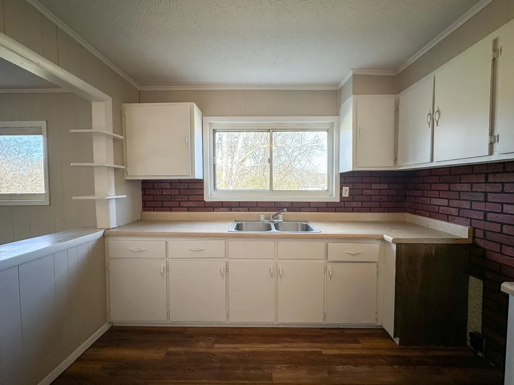 411 Ky-3085 Flat Lick KY 40935