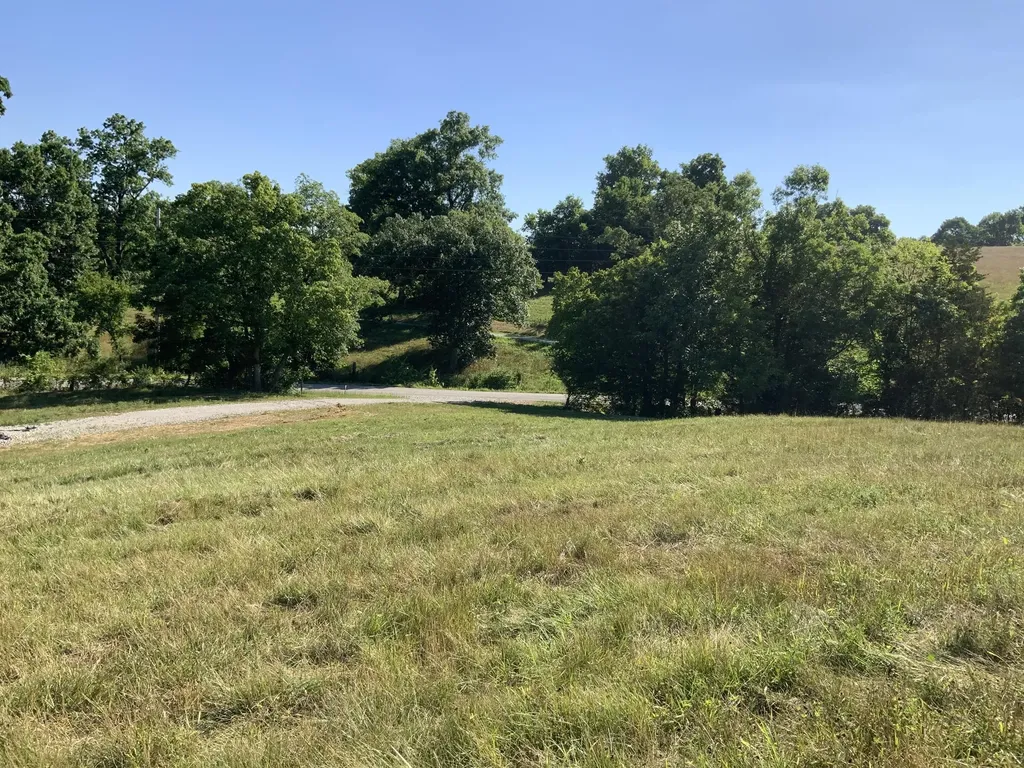 2041 Mill Creek Pike Lawrenceburg KY 40342