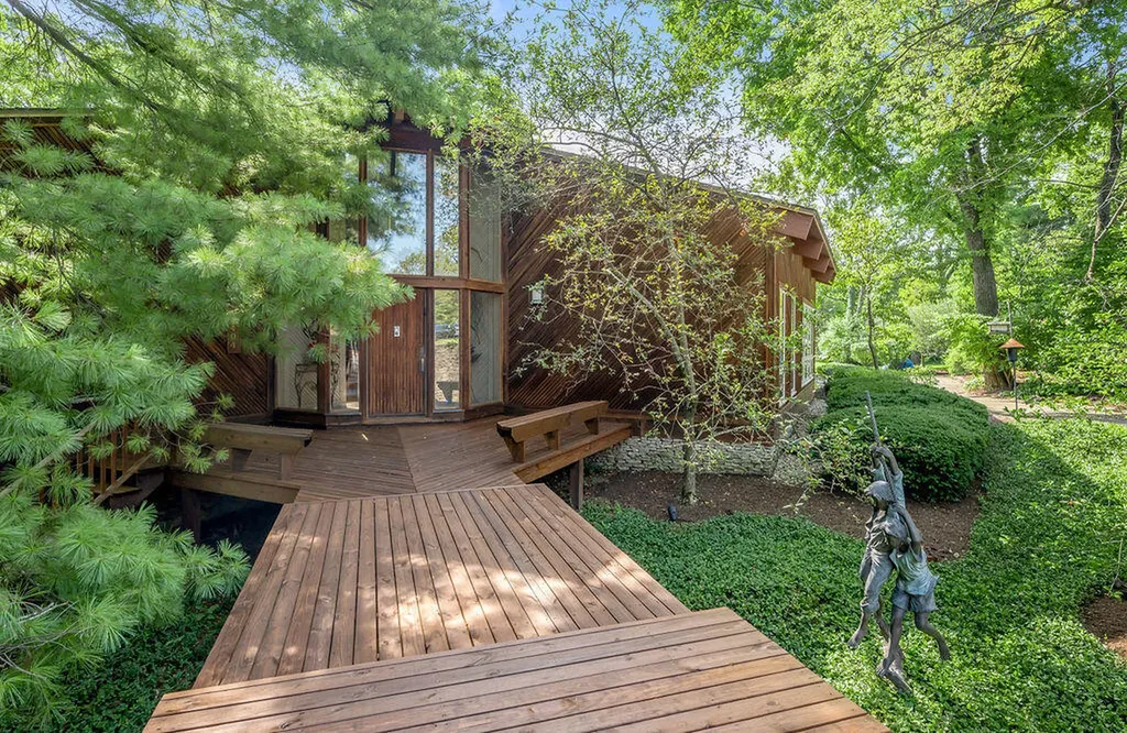 1404 Meganwood Circle Lexington KY 40502