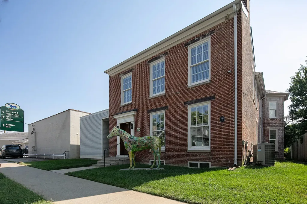 146 E Third Street Lexington KY 40508