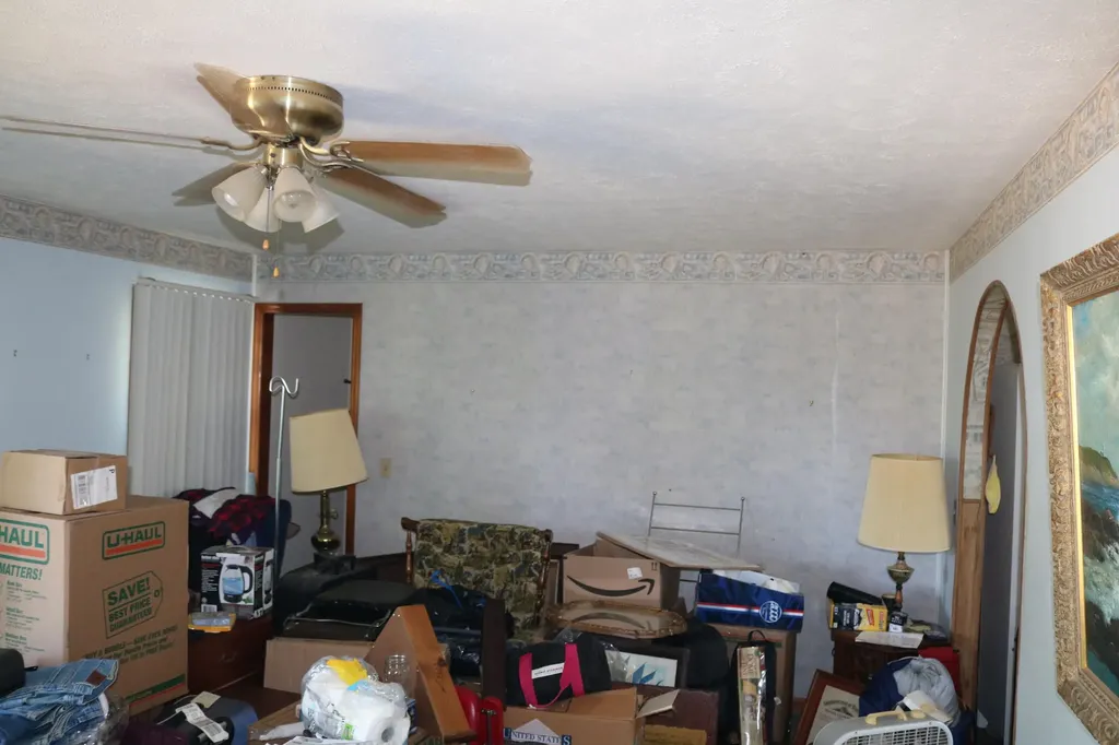2706 Locust Grove Road Carlisle KY 40311