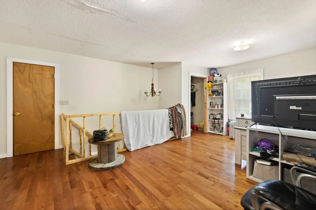 1364 Ky-3439 Barbourville KY 40906