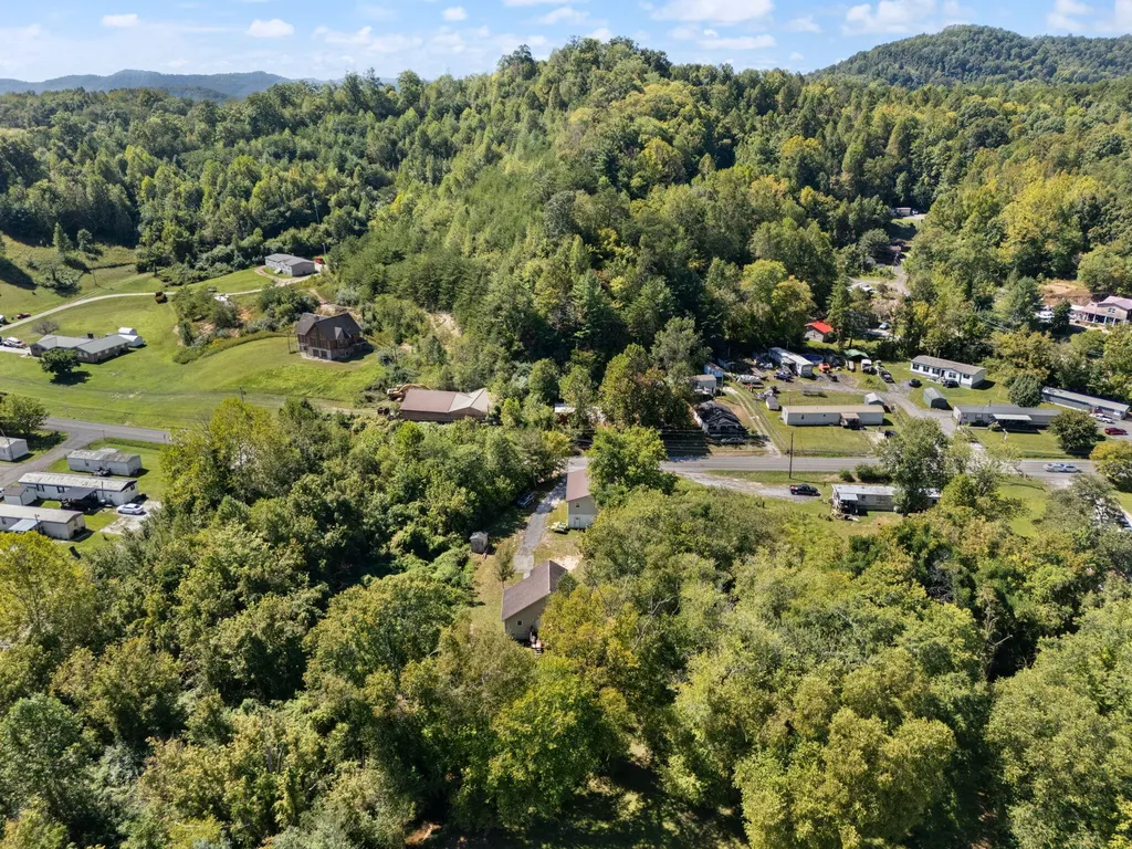 1364 Ky-3439 Barbourville KY 40906