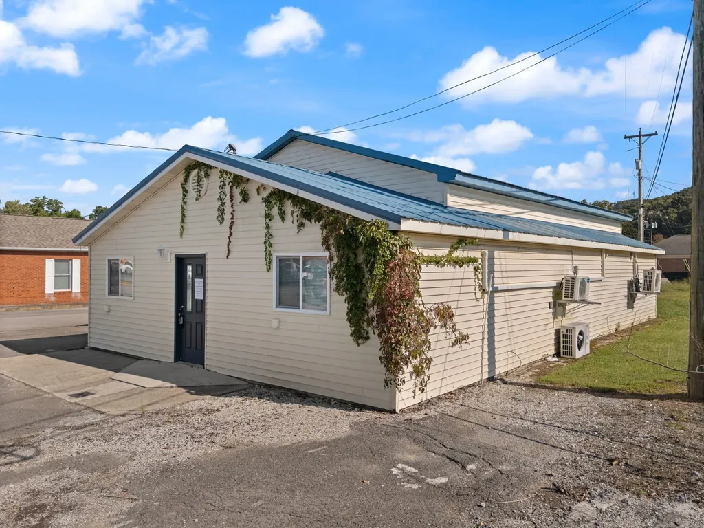 863 Highway 25 Williamsburg KY 40769