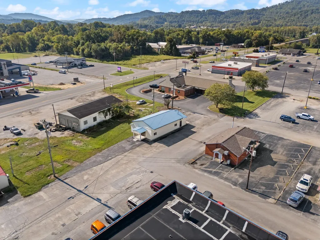 863 Highway 25 Williamsburg KY 40769