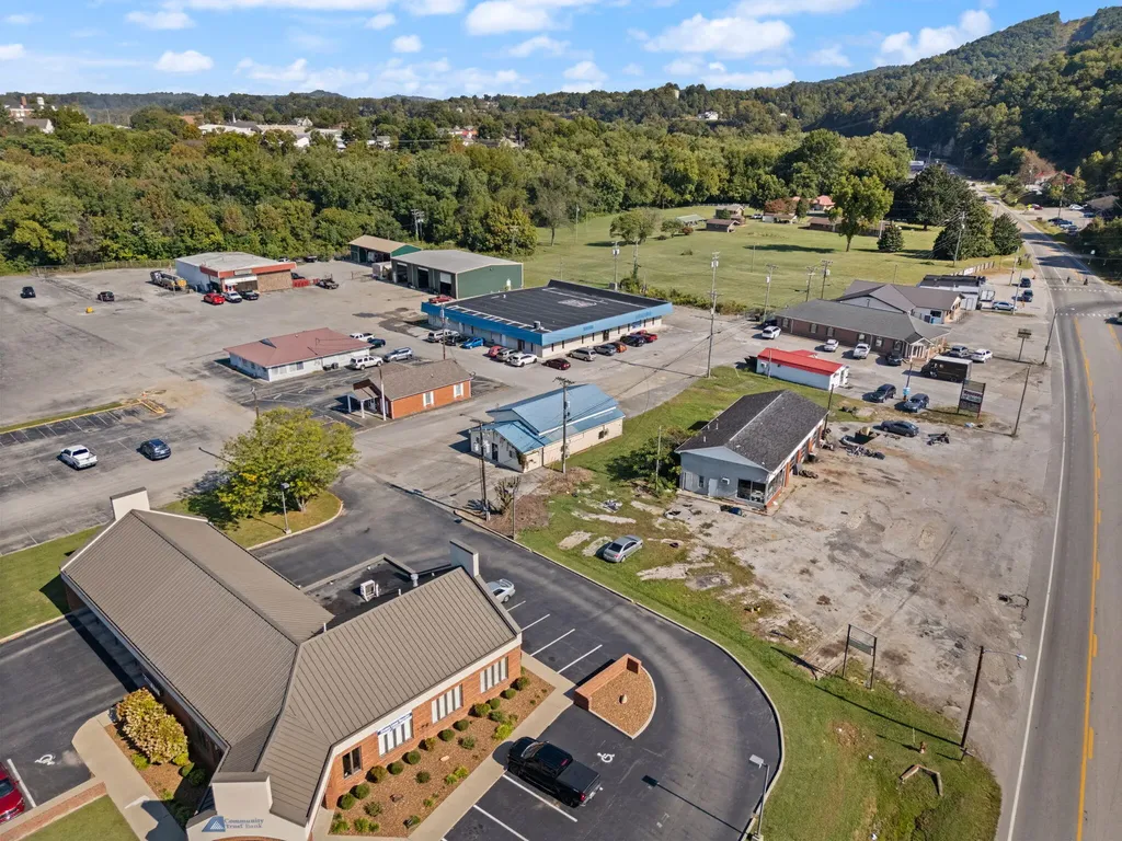 863 Highway 25 Williamsburg KY 40769