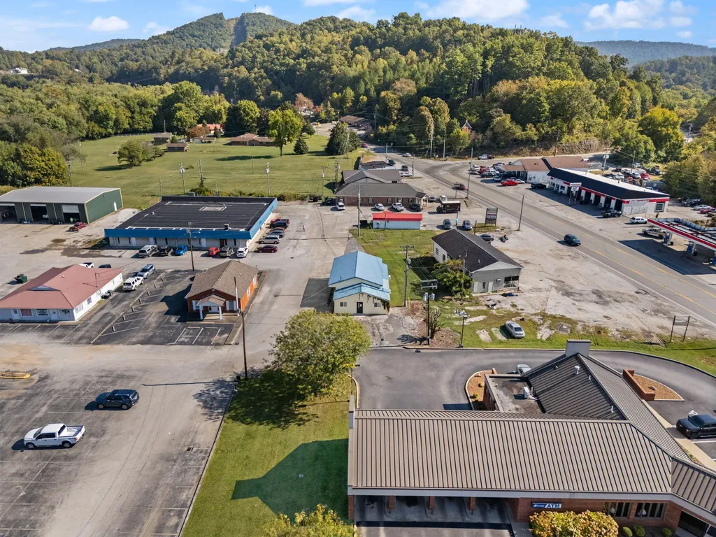 863 Highway 25 Williamsburg KY 40769