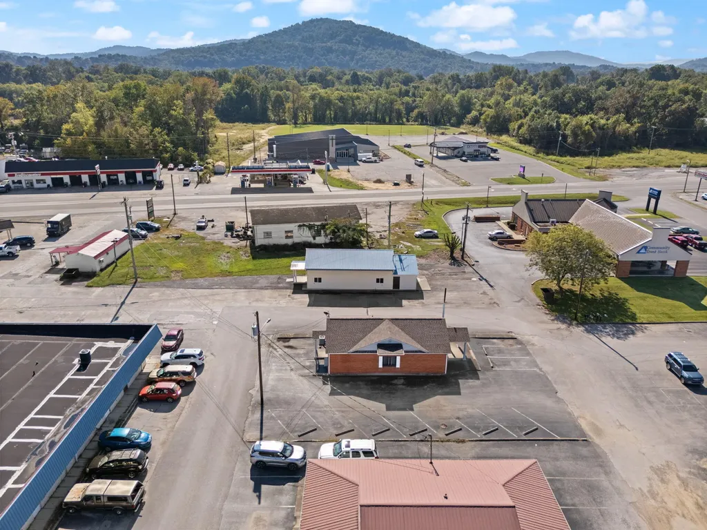 863 Highway 25 Williamsburg KY 40769