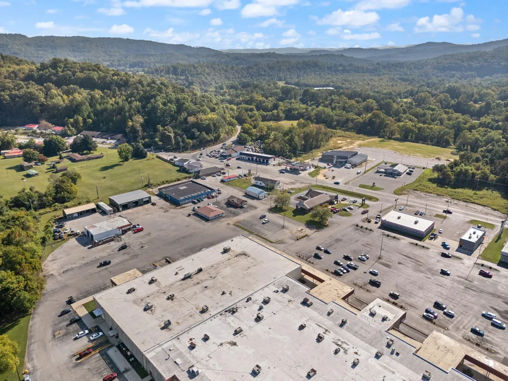 863 Highway 25 Williamsburg KY 40769