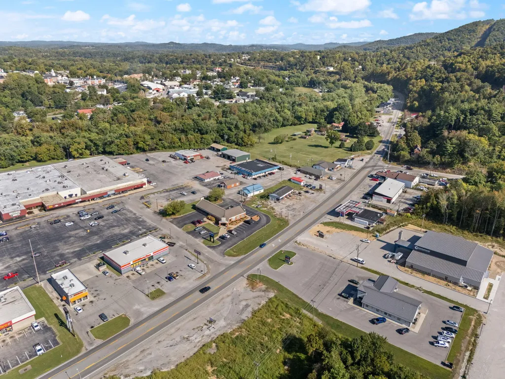 863 Highway 25 Williamsburg KY 40769