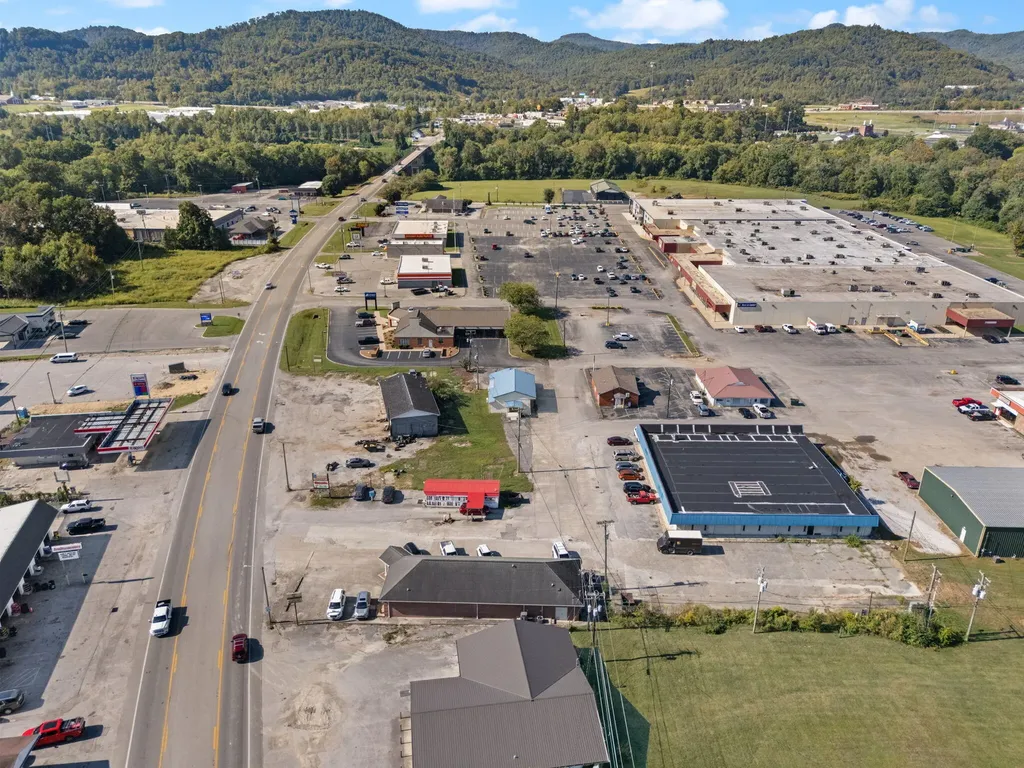 863 Highway 25 Williamsburg KY 40769