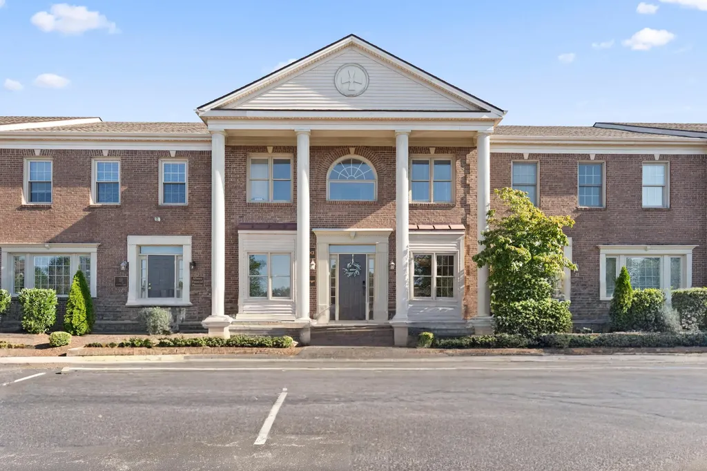 525 Darby Creek Road Lexington KY 40509