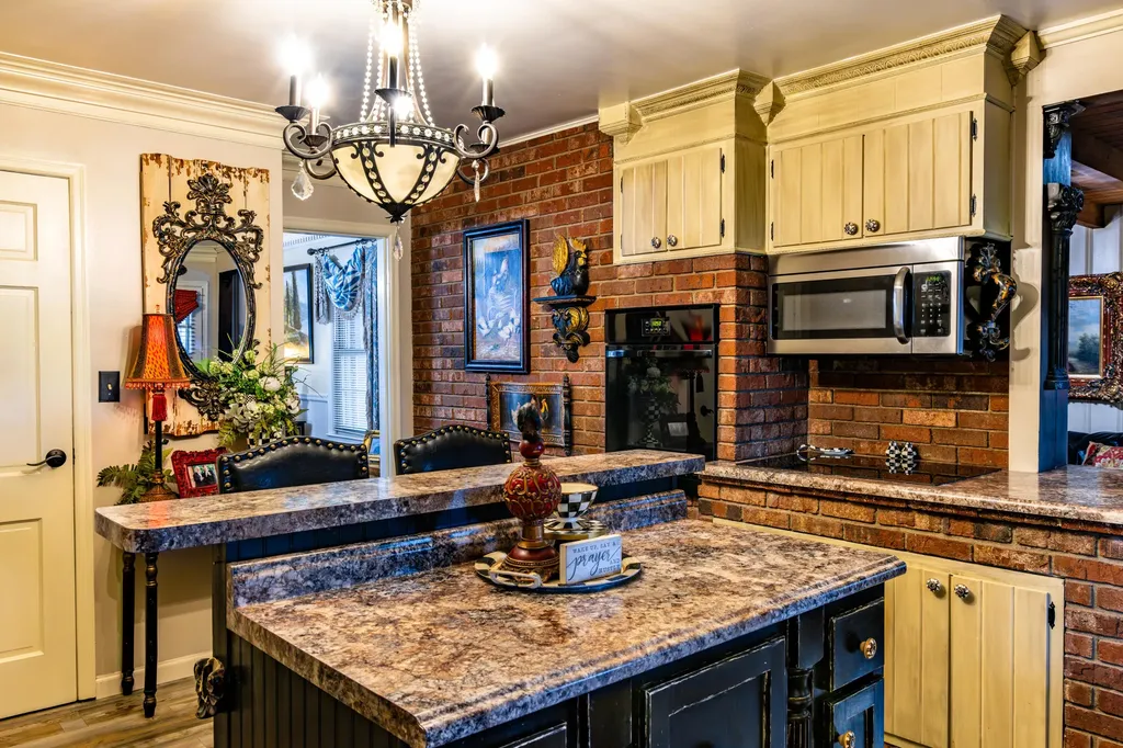 735 Whitley Street London KY 40741