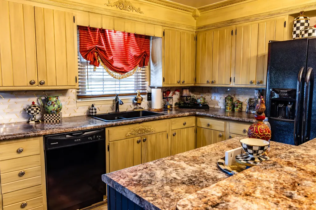 735 Whitley Street London KY 40741