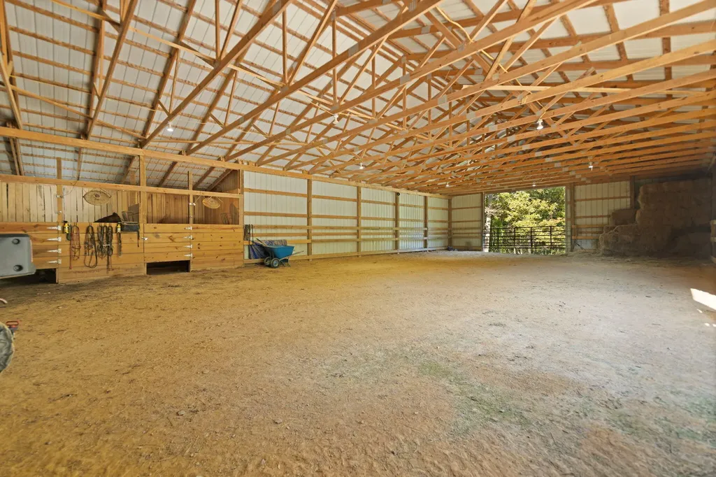 141 Parker Lane Barbourville KY 40906