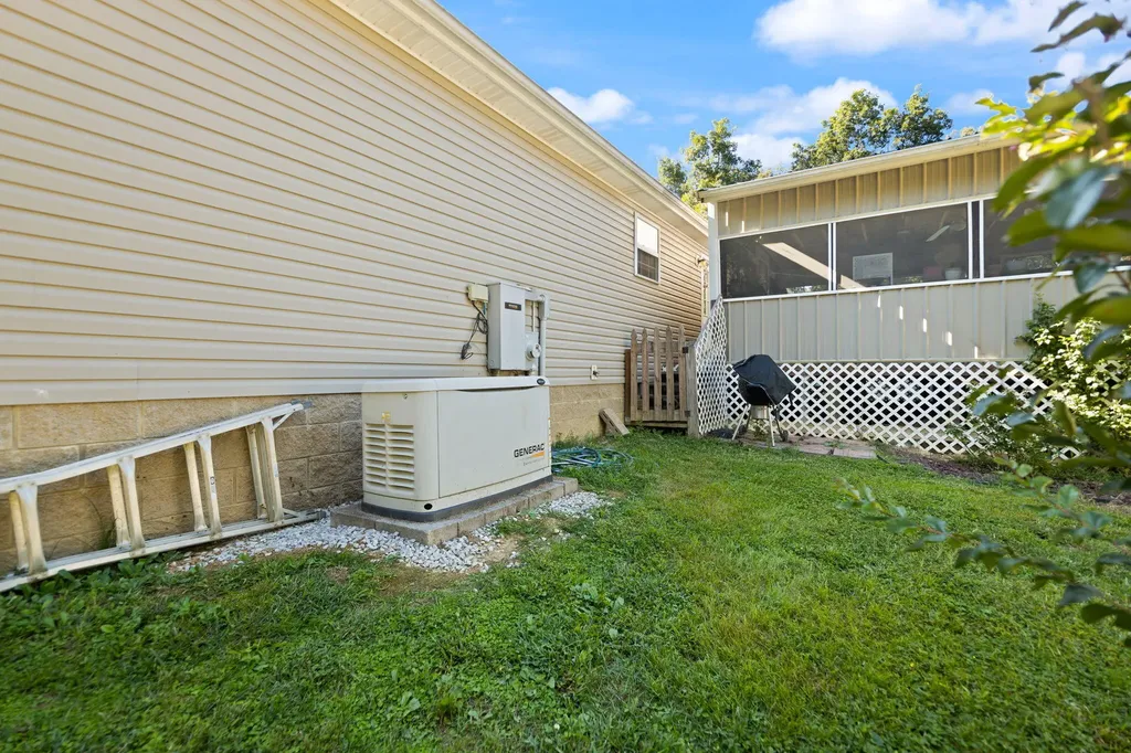 141 Parker Lane Barbourville KY 40906
