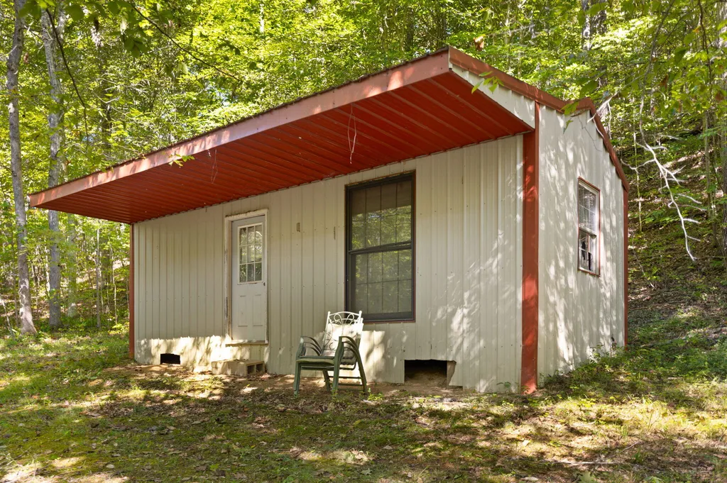 141 Parker Lane Barbourville KY 40906